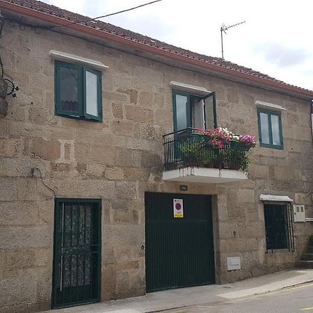Апартаменты A Casa Do Santo Понтеведра Экстерьер фото